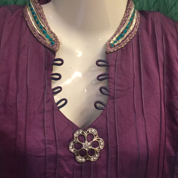 Tunic - Picture 2 of 4